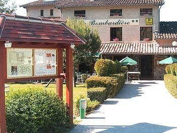 Hotel Logis Et Restaurant La Bombardiere